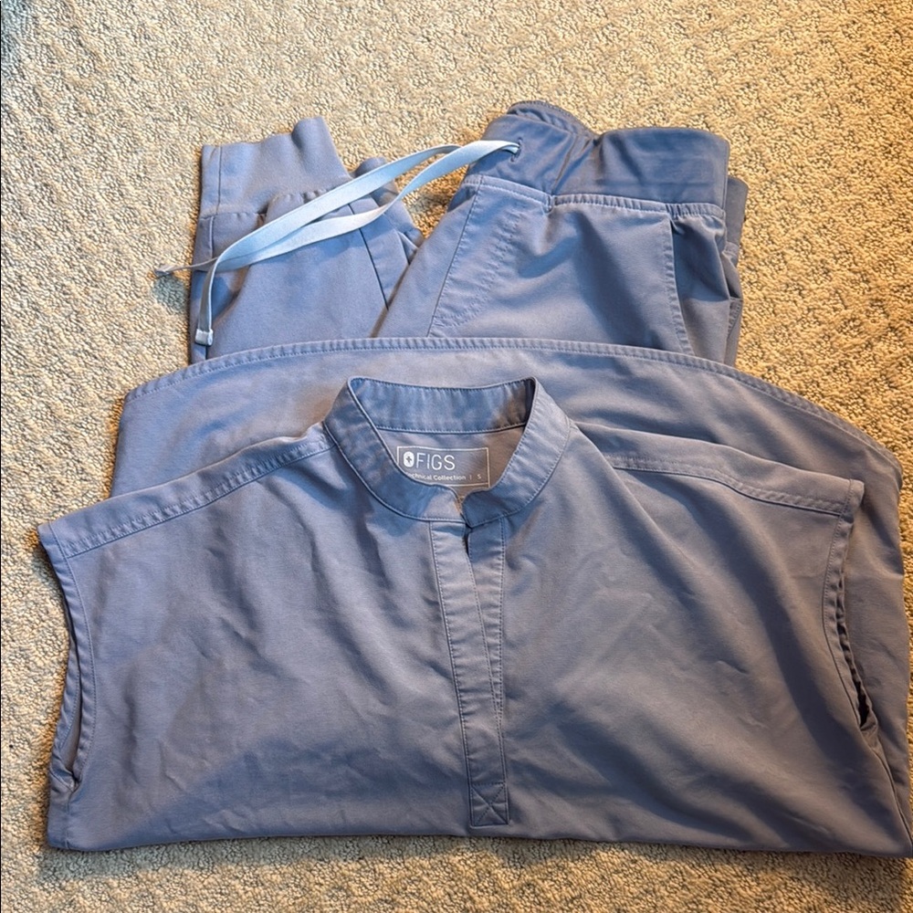 Figs Ciel Blue Scrub Set
